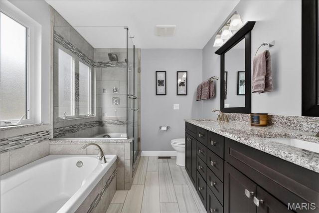 118 Spring Tree Court, St Charles, MO 63303