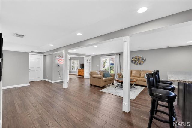 118 Spring Tree Court, St Charles, MO 63303