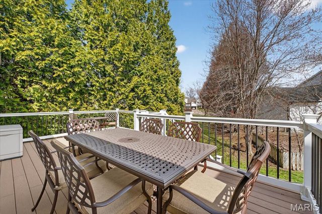 118 Spring Tree Court, St Charles, MO 63303