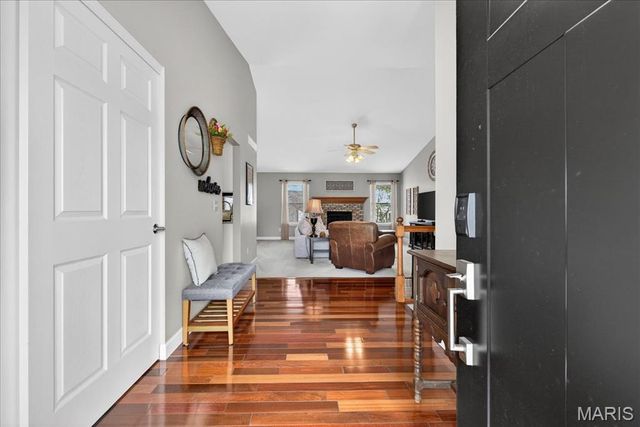 118 Spring Tree Court, St Charles, MO 63303