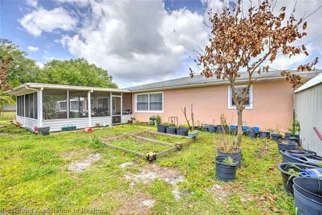 1529 Vicki Drive, Sebring, FL 33870