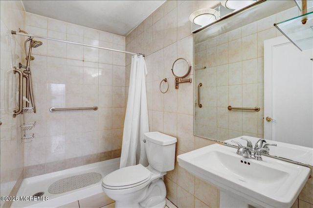 369 Yorkshire Place, Morganville, NJ 07751