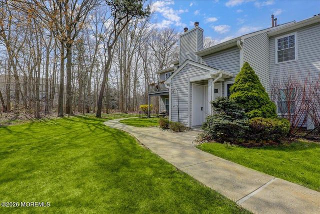 369 Yorkshire Place, Morganville, NJ 07751