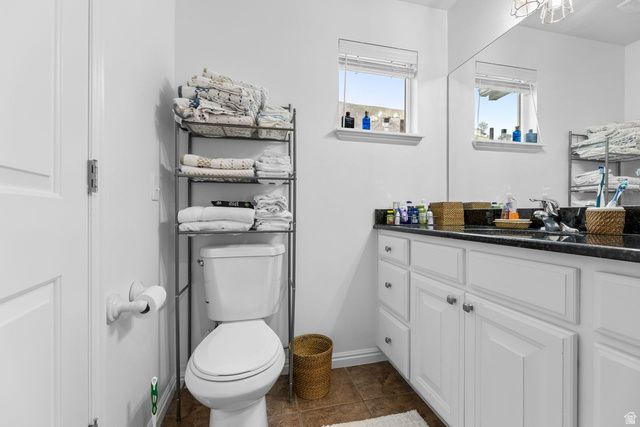 33 E ANN ARBOR DR, Draper, UT 84020