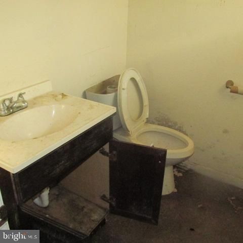 329 CHESTER AVE, Birdsboro, PA 19508