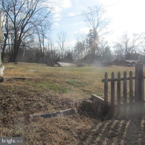 329 CHESTER AVE, Birdsboro, PA 19508