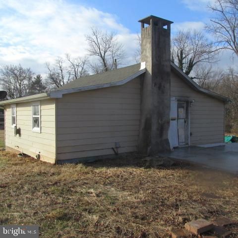 329 CHESTER AVE, Birdsboro, PA 19508