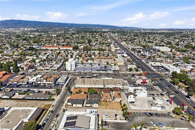 127 E N Street, Wilmington, CA 90744