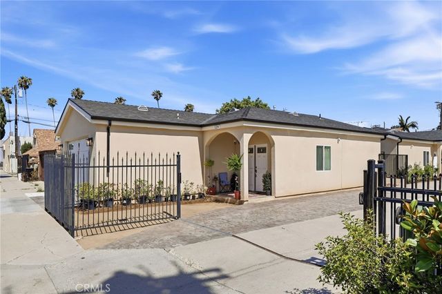127 E N Street, Wilmington, CA 90744