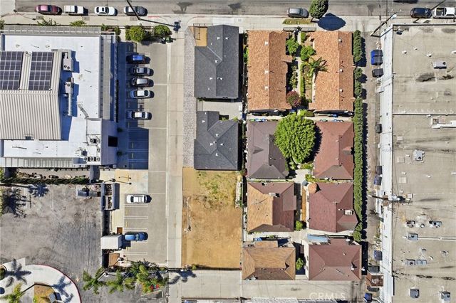 127 E N Street, Wilmington, CA 90744