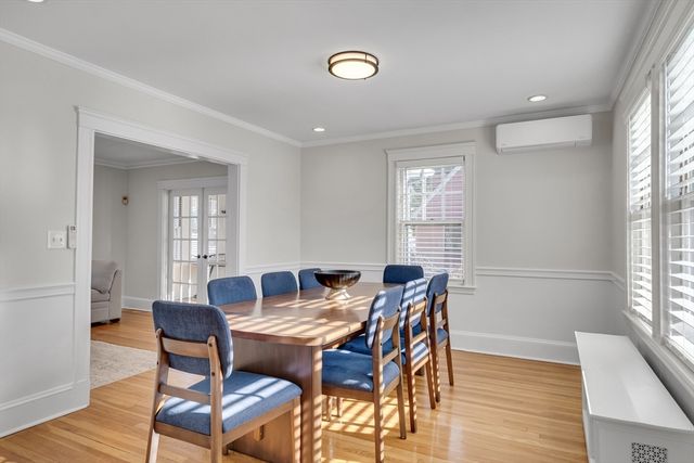 10 Dexter Rd, Lexington, MA 02420