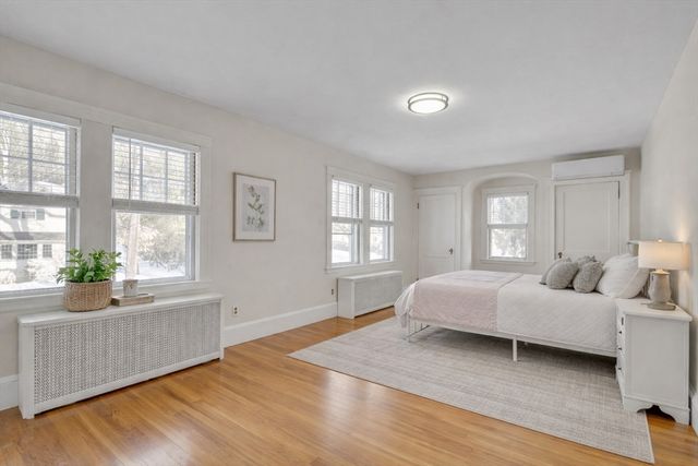 10 Dexter Rd, Lexington, MA 02420