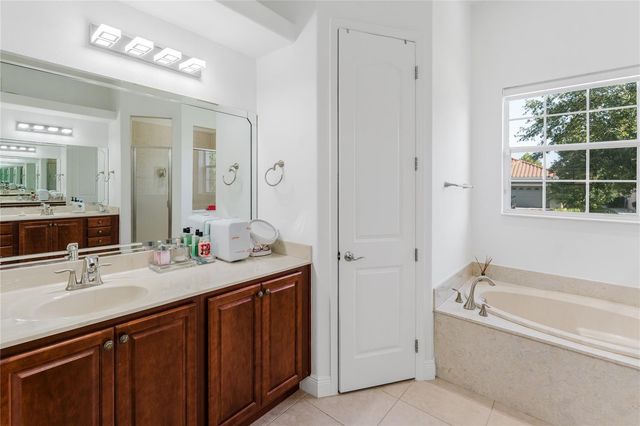 2591 SWOOP CIRCLE, Kissimmee, FL 34741