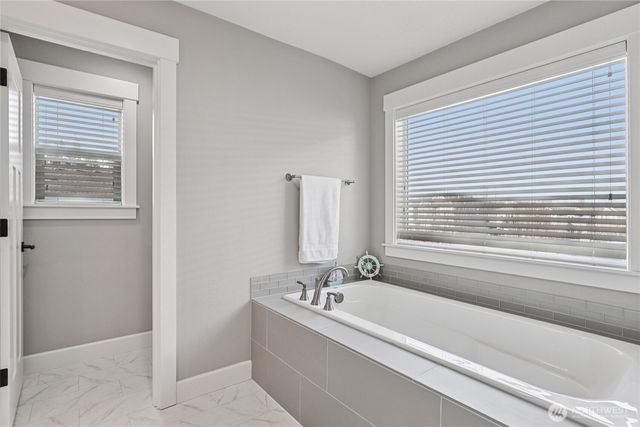 7346 S 13th Street, Ridgefield, WA 98642