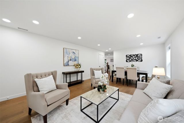 36326 SE Forest Street, Snoqualmie, WA 98065