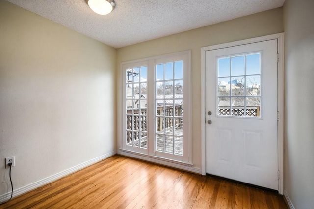 609 Harthan ST A, Austin, TX 78703