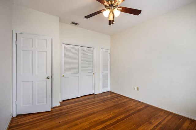 609 Harthan ST A, Austin, TX 78703