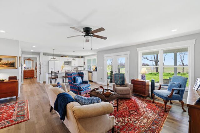 566 Harvest Lane, Harrodsburg, KY 40330