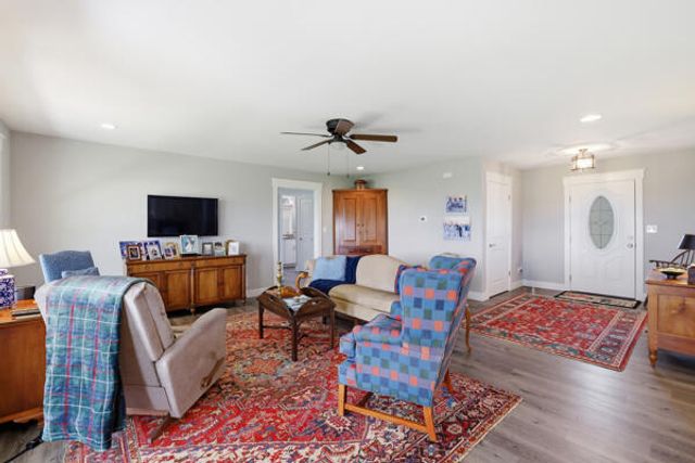 566 Harvest Lane, Harrodsburg, KY 40330