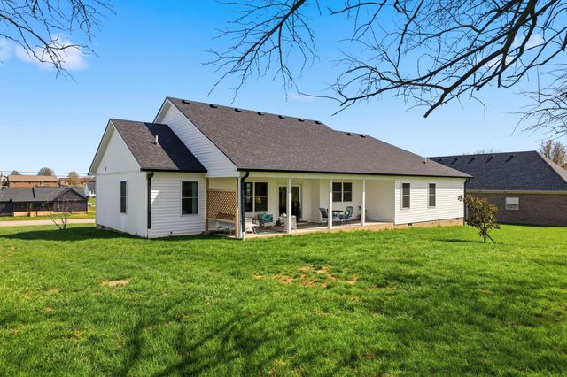 566 Harvest Lane, Harrodsburg, KY 40330