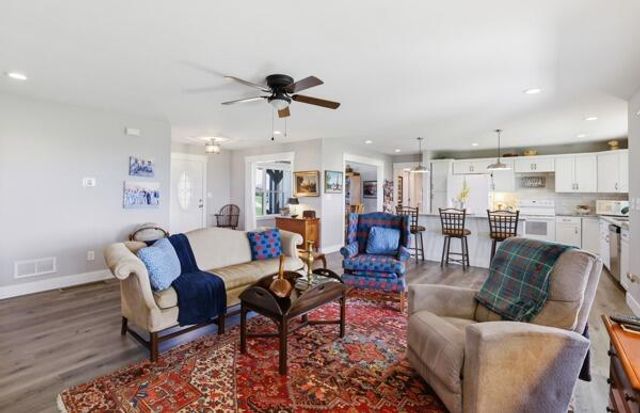 566 Harvest Lane, Harrodsburg, KY 40330