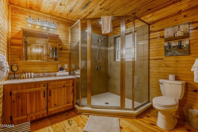 4040 Hickory Hollow Way, Sevierville, TN 37862