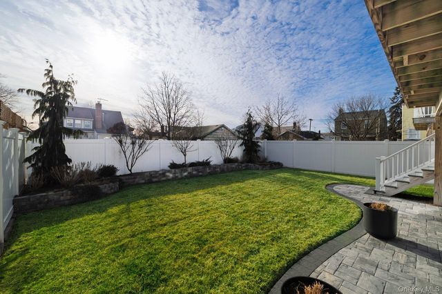 63 Franklin Street, East Rockaway, NY 11518