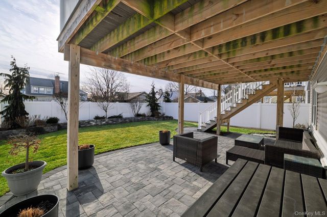 63 Franklin Street, East Rockaway, NY 11518