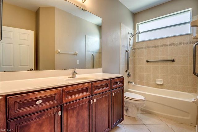 17026 Tremont ST, Fort Myers, FL 33908