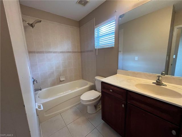 17026 Tremont ST, Fort Myers, FL 33908