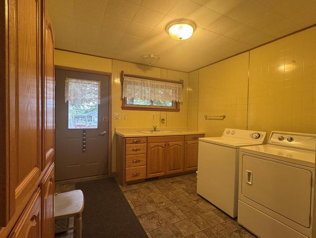 W5915 LAKE DRIVE, Shawano, WI 54166