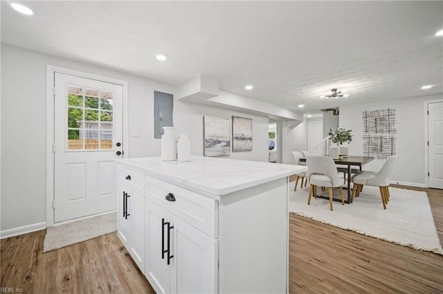 105 Wythe Crescent DR, Hampton, VA 23661