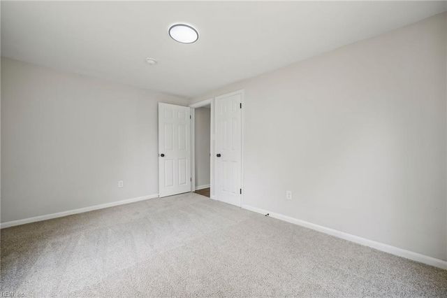 105 Wythe Crescent DR, Hampton, VA 23661