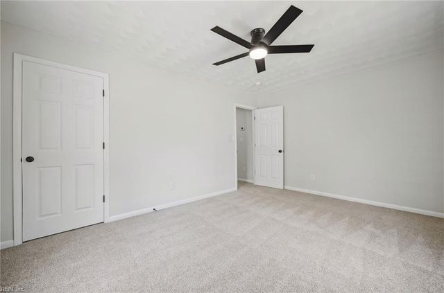 105 Wythe Crescent DR, Hampton, VA 23661