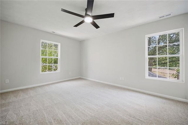 105 Wythe Crescent DR, Hampton, VA 23661