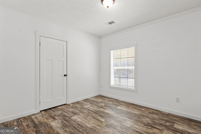 1262 Penny Morris Road, Baxley, GA 31513