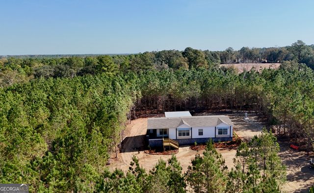 1262 Penny Morris Road, Baxley, GA 31513