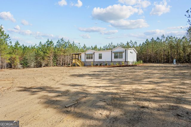 1262 Penny Morris Road, Baxley, GA 31513