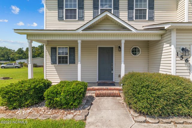 156 Baysden Road, Chinquapin, NC 28521
