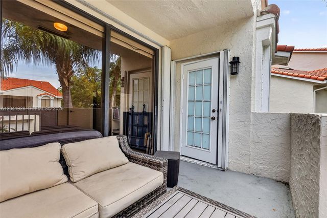 21391 Marina Cove Circle 19K, Aventura, FL 33180