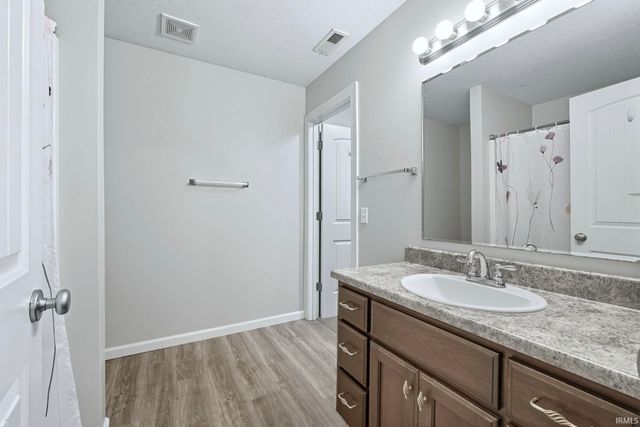 395 Greenpointe Parkway, Fort Wayne, IN 46814