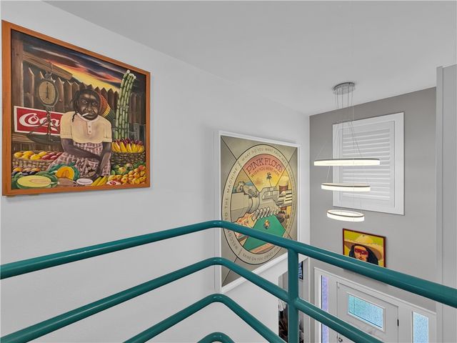 8210 Seashore Dr, Corpus Christi, TX 78412