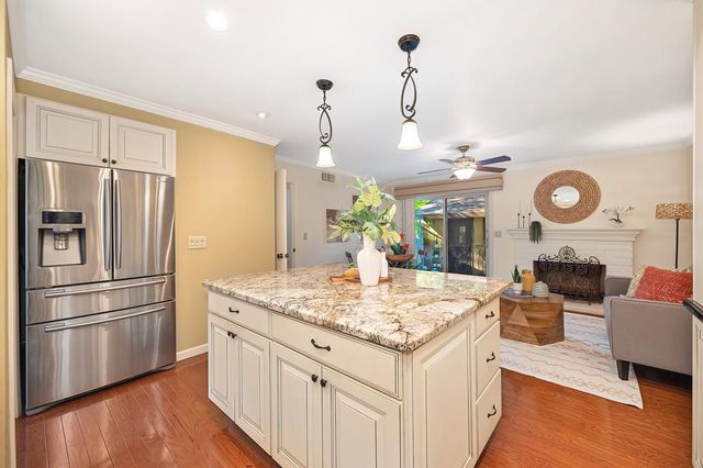 6912 Navarro Ct, Citrus Heights, CA 95621