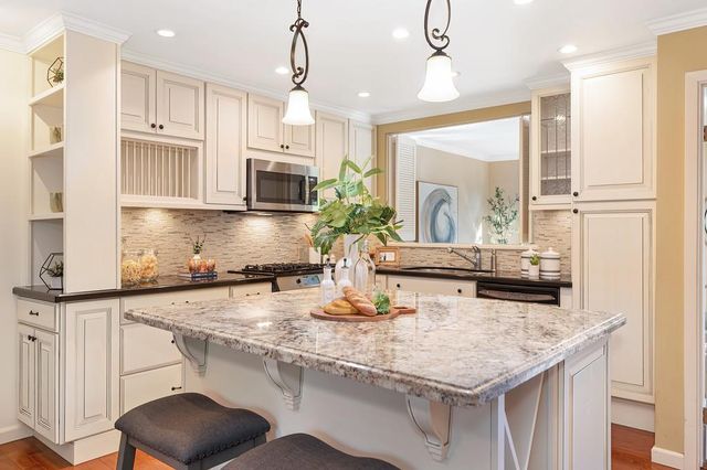 6912 Navarro Ct, Citrus Heights, CA 95621