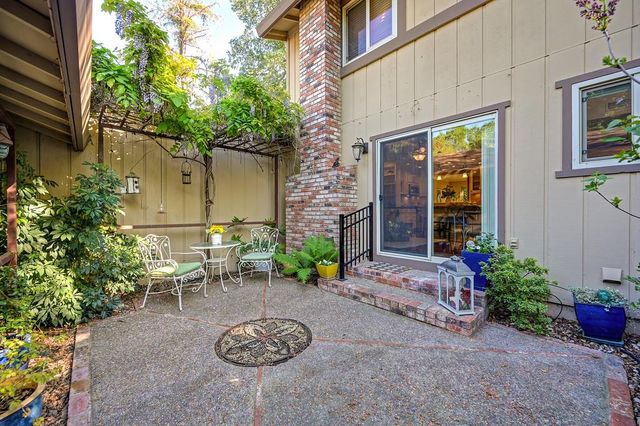 6912 Navarro Ct, Citrus Heights, CA 95621