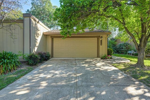 6912 Navarro Ct, Citrus Heights, CA 95621