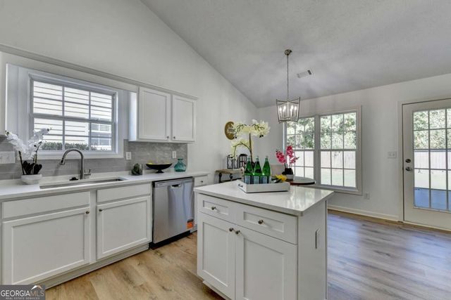 1616 Dunton Green Way, Lawrenceville, GA 30043