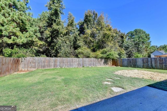 1616 Dunton Green Way, Lawrenceville, GA 30043