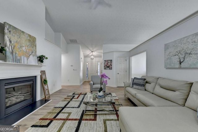 1616 Dunton Green Way, Lawrenceville, GA 30043