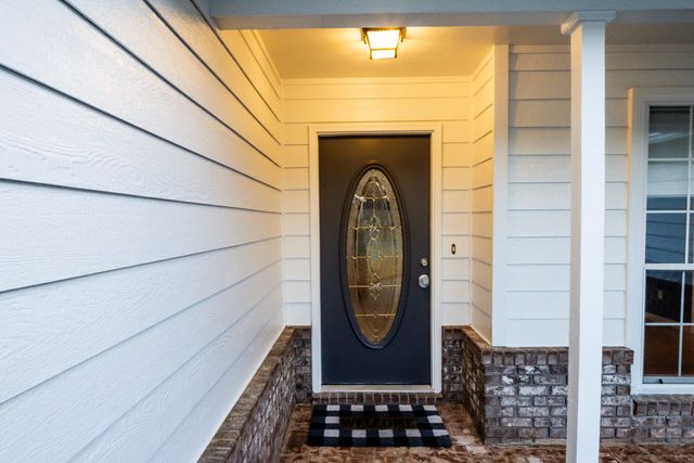 339 Michael Court, Mary Esther, FL 32569